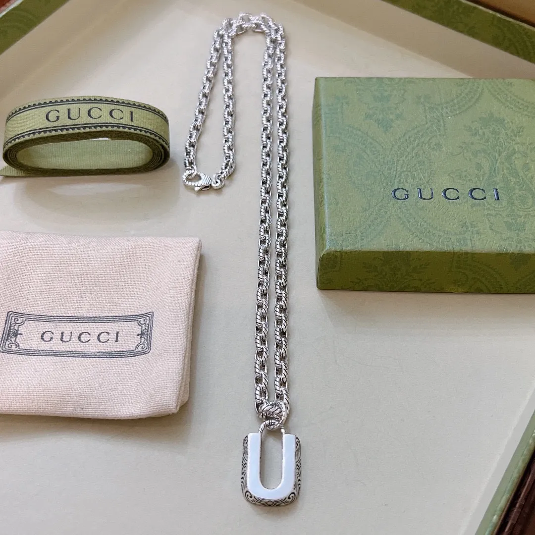 【GUCCI 】ネックレス、新しいネックレス万能シンプルファッションオーナメント