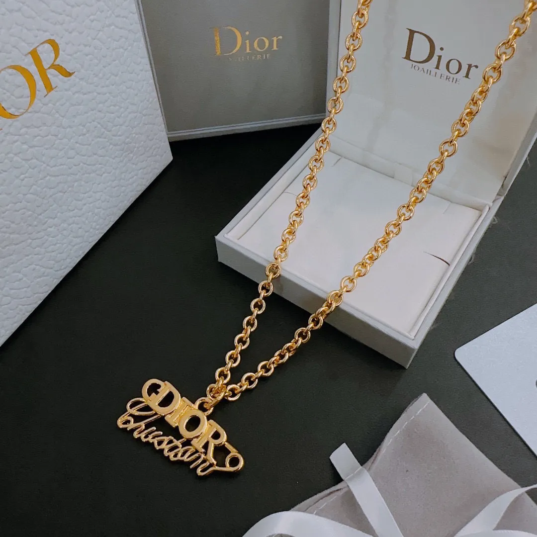 【DIOR】ネックレス、新しいネックレス万能シンプルファッションオーナメント  250301
