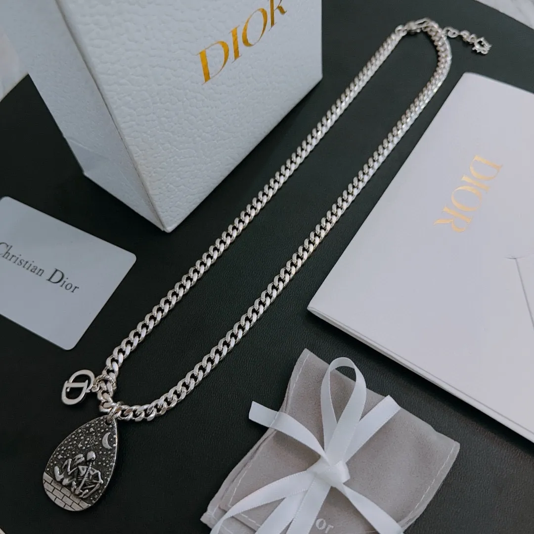 【DIOR】ネックレス、新しいネックレス万能シンプルファッションオーナメント 241015