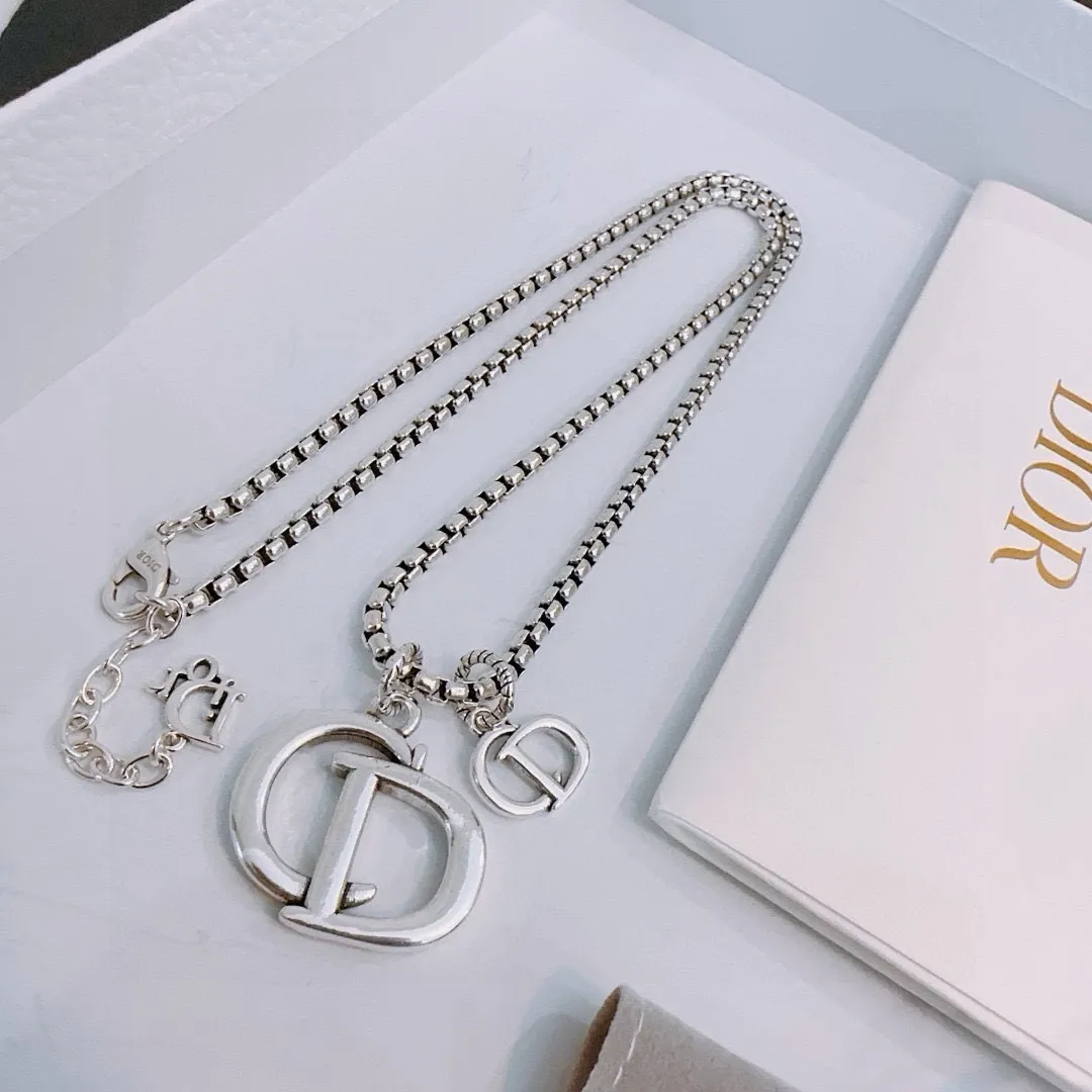 【DIOR】ネックレス、新しいネックレス万能シンプルファッションオーナメント240812