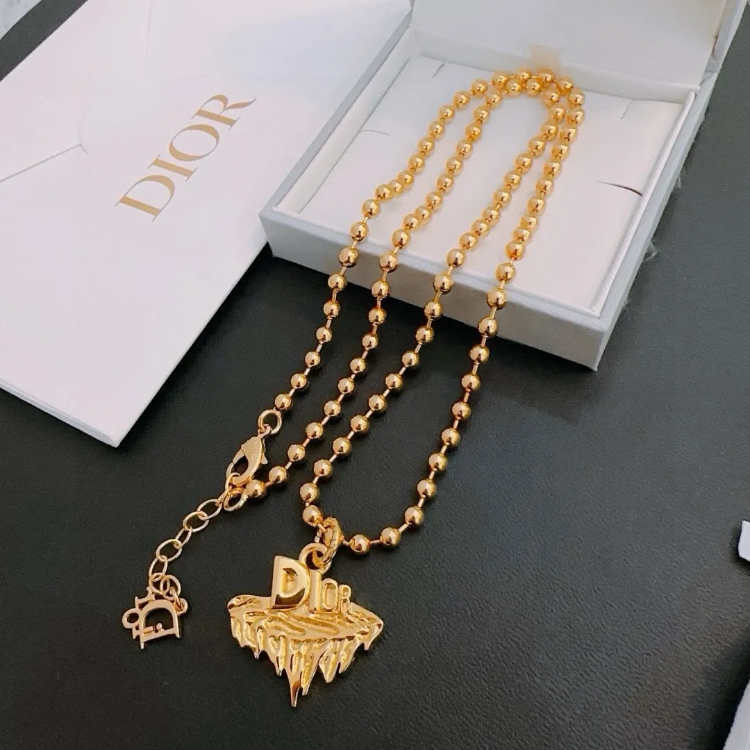 【DIOR】ネックレス、新しいネックレス万能シンプルファッションオーナメント240812
