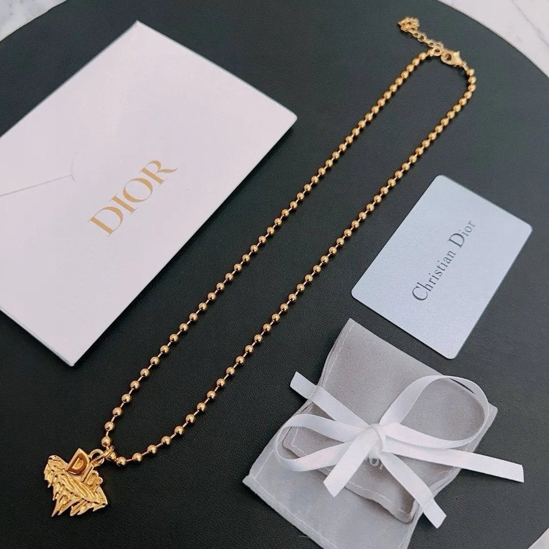 【DIOR】ネックレス、新しいネックレス万能シンプルファッションオーナメント240812