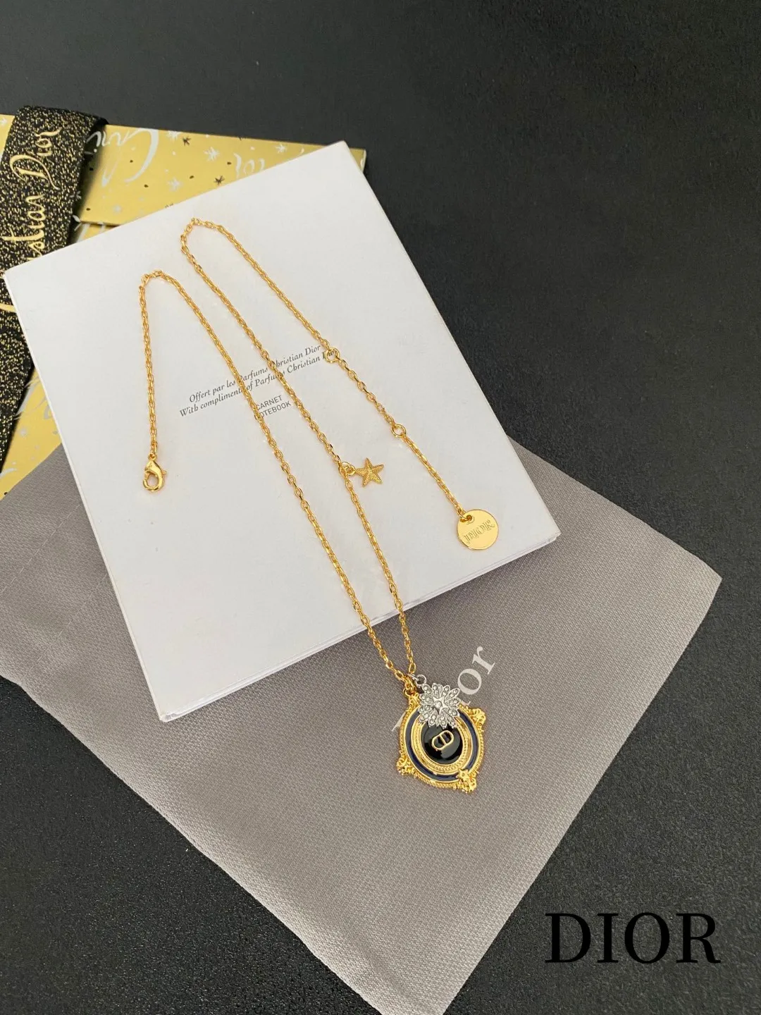 【DIOR】ネックレス、新しいネックレス万能シンプルファッションオーナメント