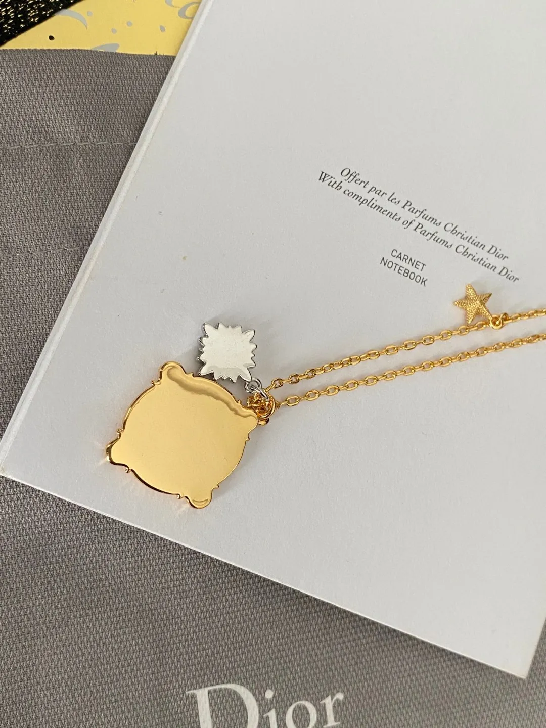 【DIOR】ネックレス、新しいネックレス万能シンプルファッションオーナメント
