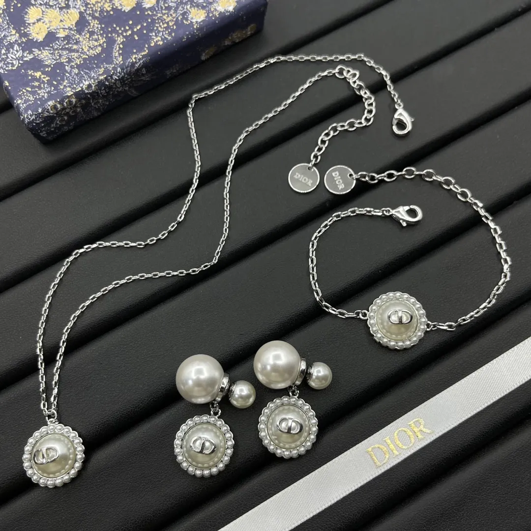 【DIOR】ネックレス、新しいネックレス万能シンプルファッションオーナメント