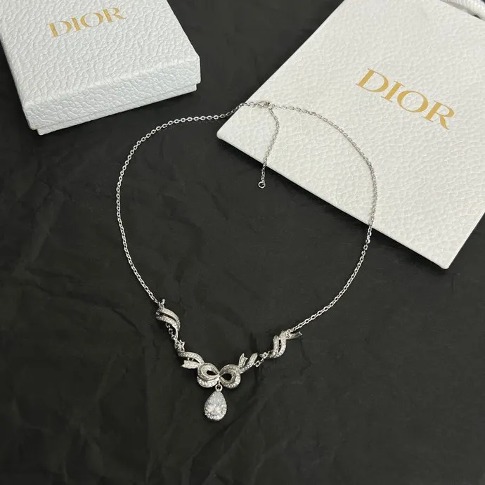 【DIOR】ネックレス、新しいネックレス万能シンプルファッションオーナメント