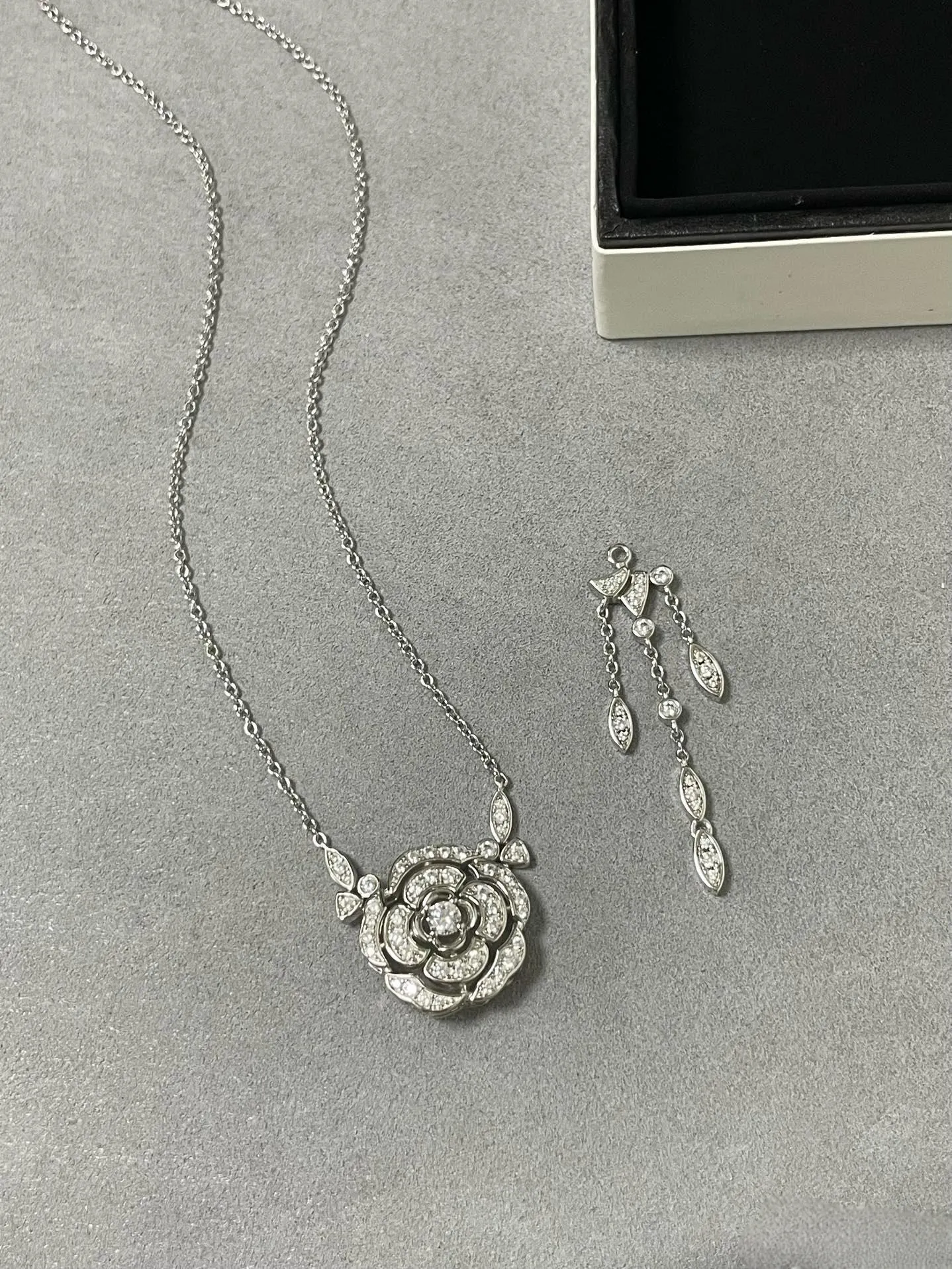 【CHANEL】ネックレス、新しいネックレス万能シンプルファッションオーナメント  250228