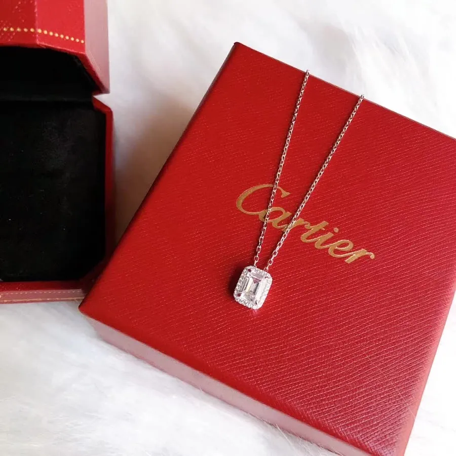 【CARTIER】ネックレス、新しいネックレス万能シンプルファッションオーナメント 2472