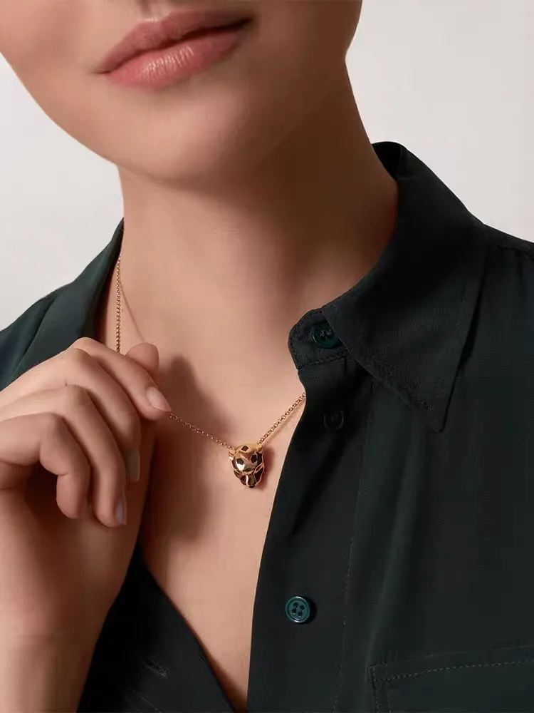 【CARTIER】ネックレス、新しいネックレス万能シンプルファッションオーナメント 24614