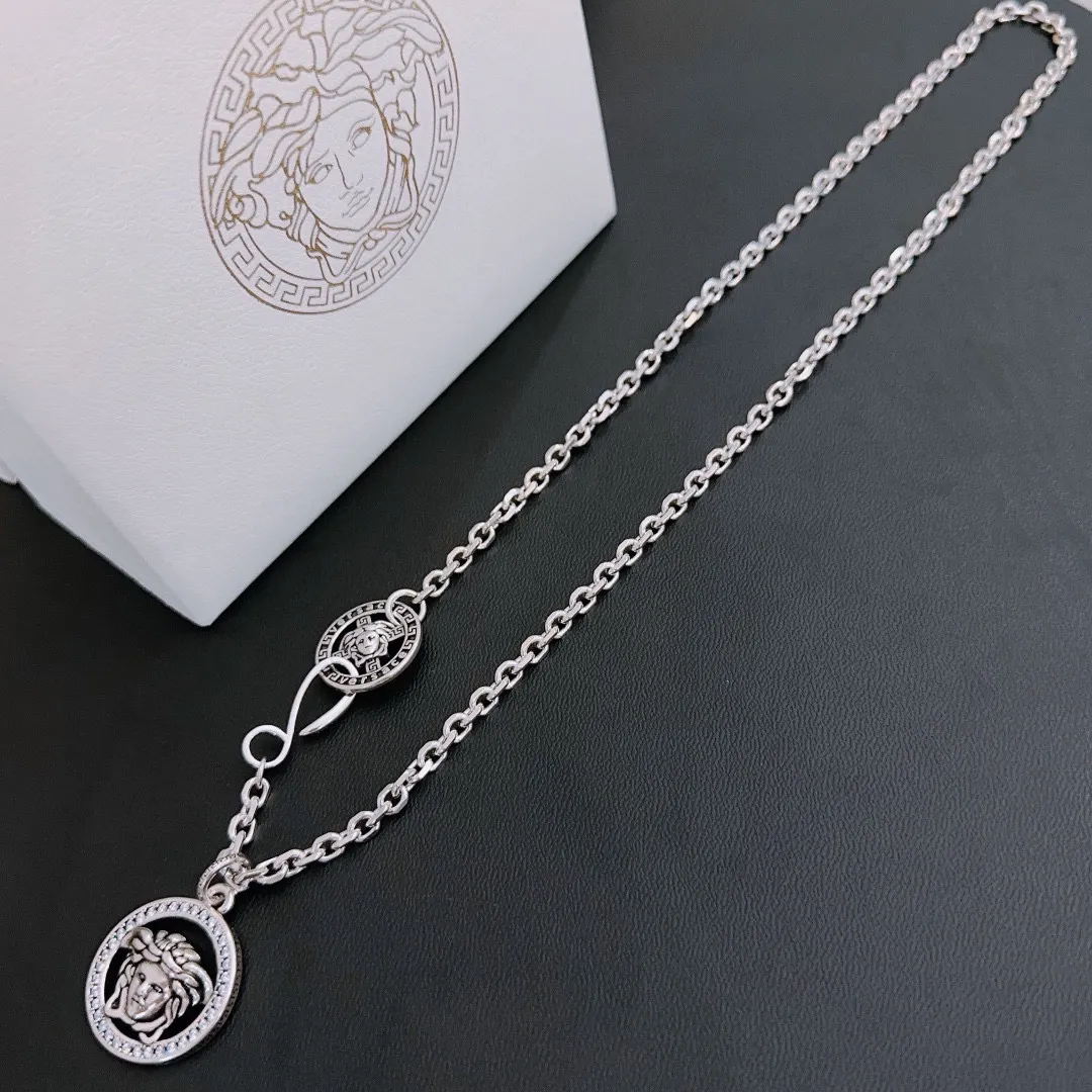 【VERSACE】ネックレス、新しいネックレス万能シンプルファッションオーナメント 2474
