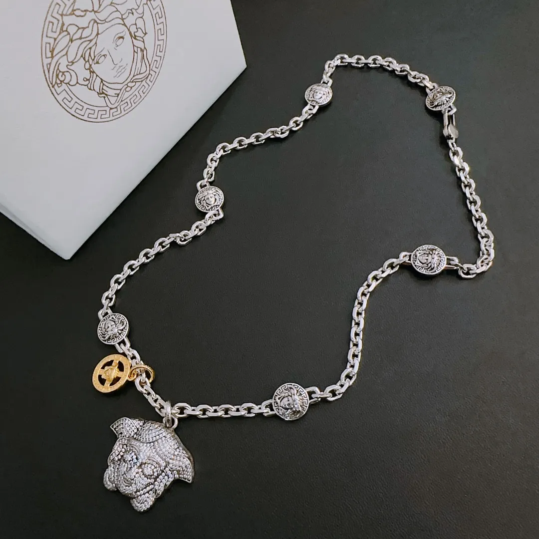 【VERSACE】ネックレス、新しいネックレス万能シンプルファッションオーナメント 2474