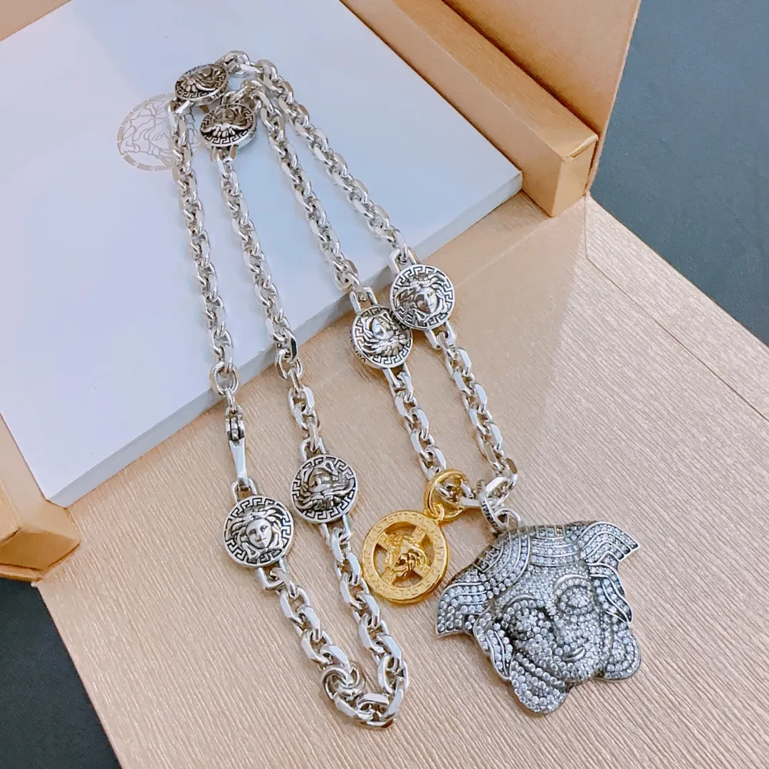 【VERSACE】ネックレス、新しいネックレス万能シンプルファッションオーナメント 2474