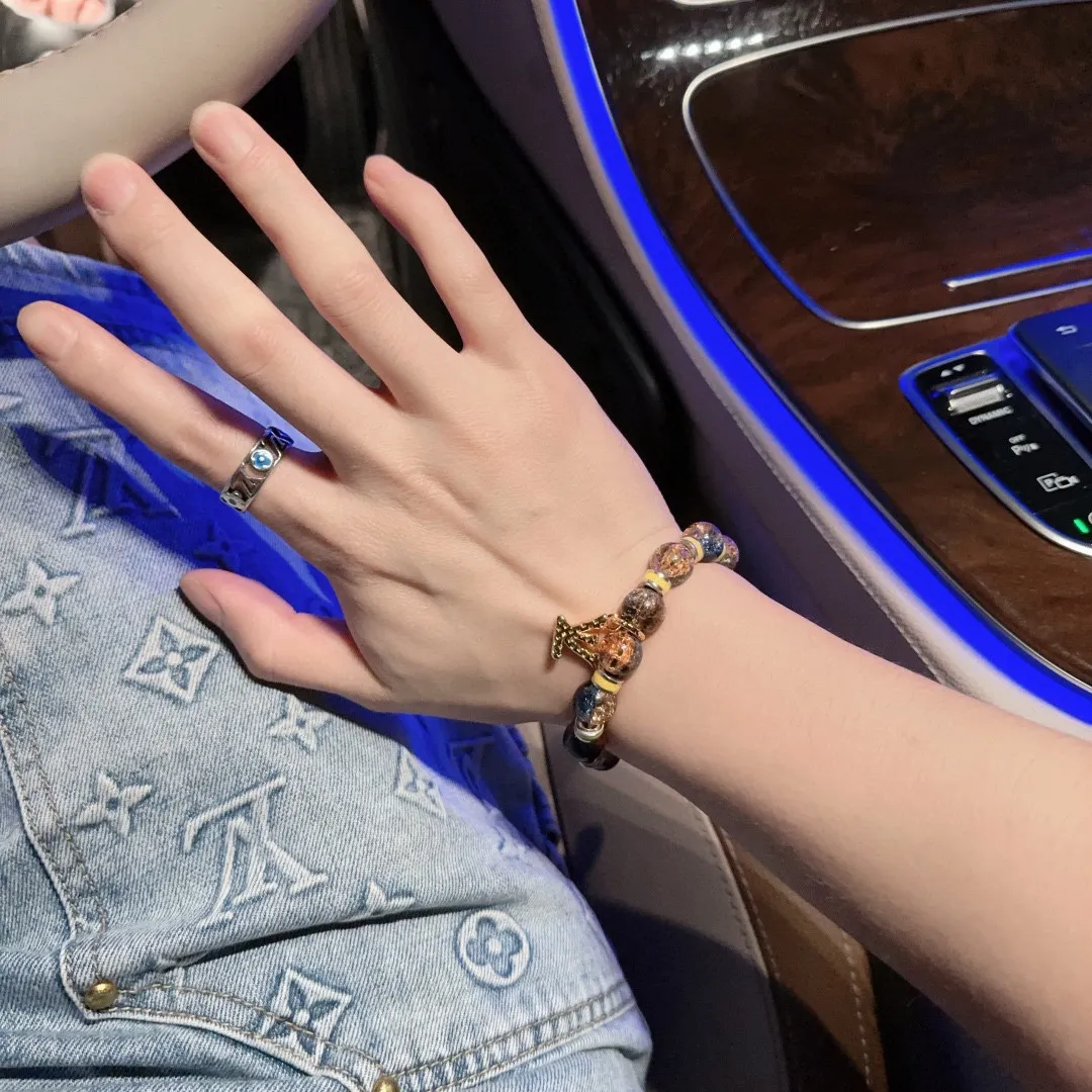 【LOUIS VUITTON】ブレスレット、ファッションシンプルなスタイル 240728