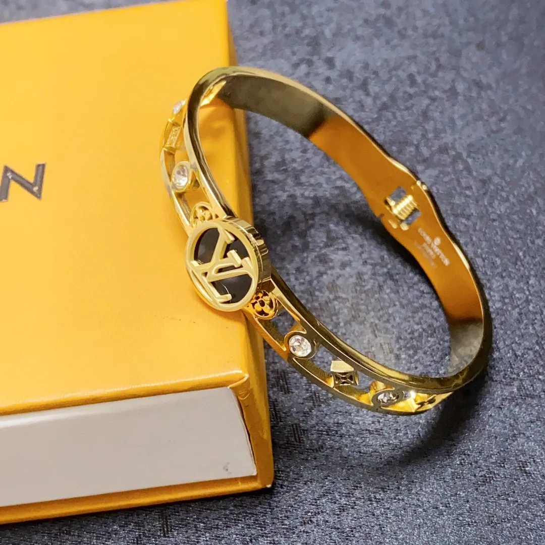 【LOUIS VUITTON】ブレスレット、ファッションシンプルなスタイル