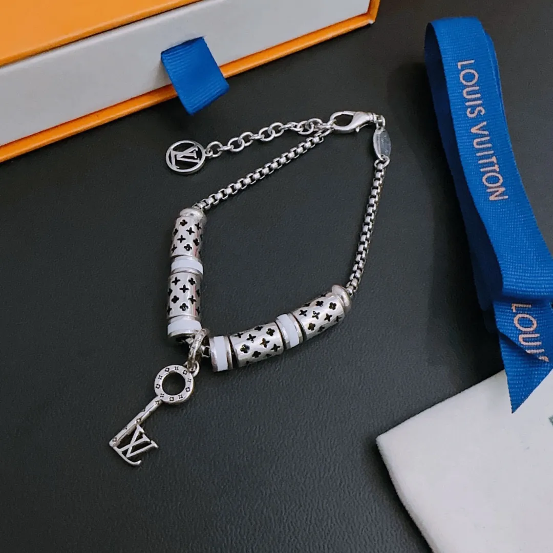 【LOUIS VUITTON】ブレスレット、ファッションシンプルなスタイル