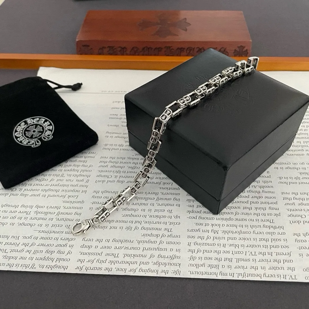 【CHROME HEARTS】クロムハーツ ブレスレット ファッションオールマッチ   250228