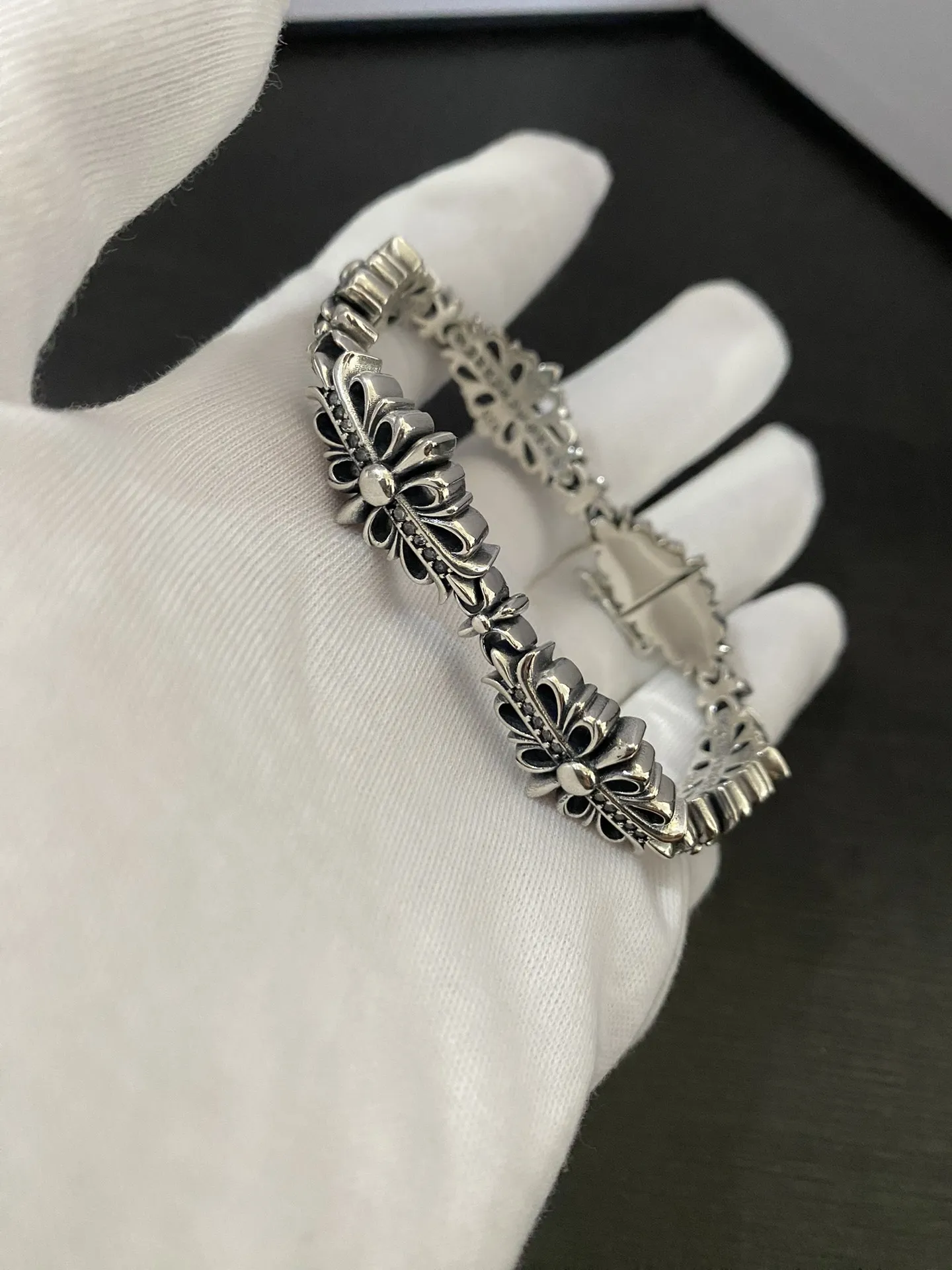 【CHROME HEARTS】ブレスレット、ファッションシンプルなスタイル  240815