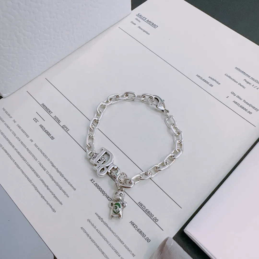 【DIOR】ブレスレット、ファッションシンプルなスタイル 240812