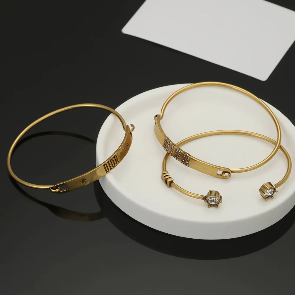 【DIOR】ブレスレット、ファッションシンプルなスタイル