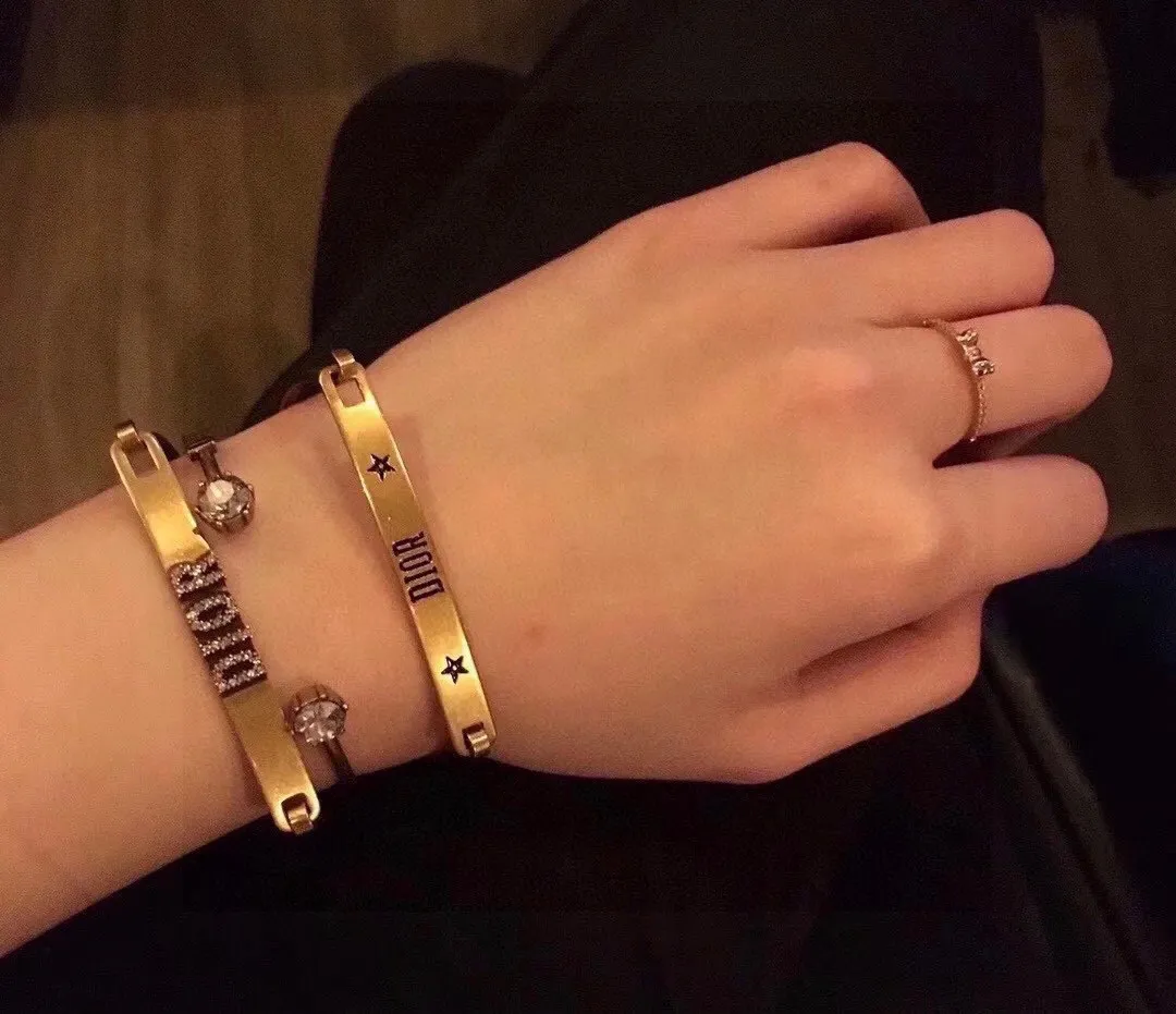【DIOR】ブレスレット、ファッションシンプルなスタイル