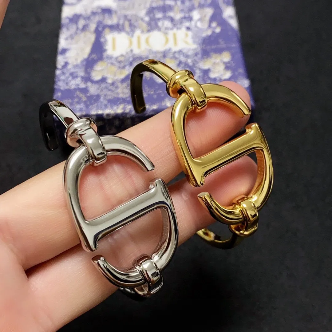 【DIOR】ブレスレット、ファッションシンプルなスタイル