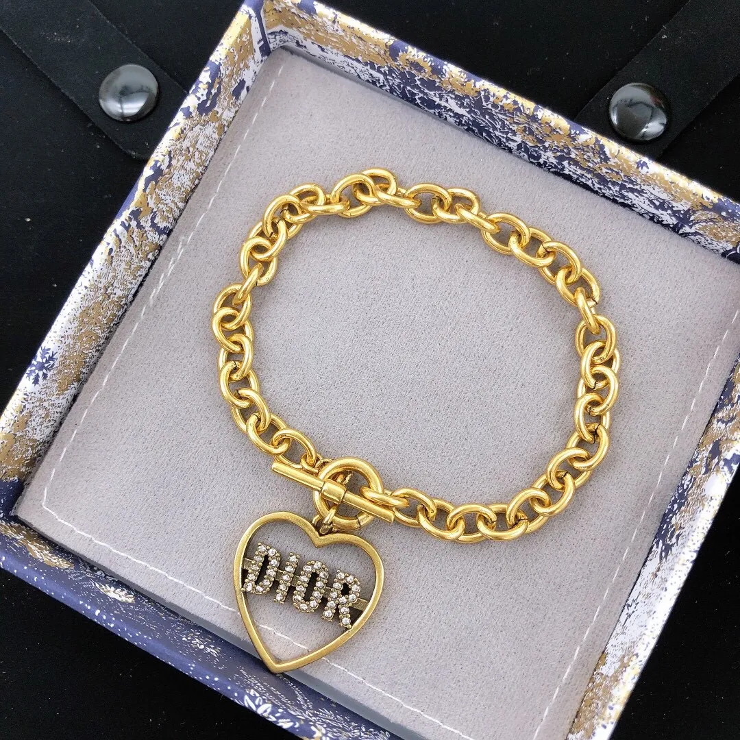 【DIOR】ブレスレット、ファッションシンプルなスタイル