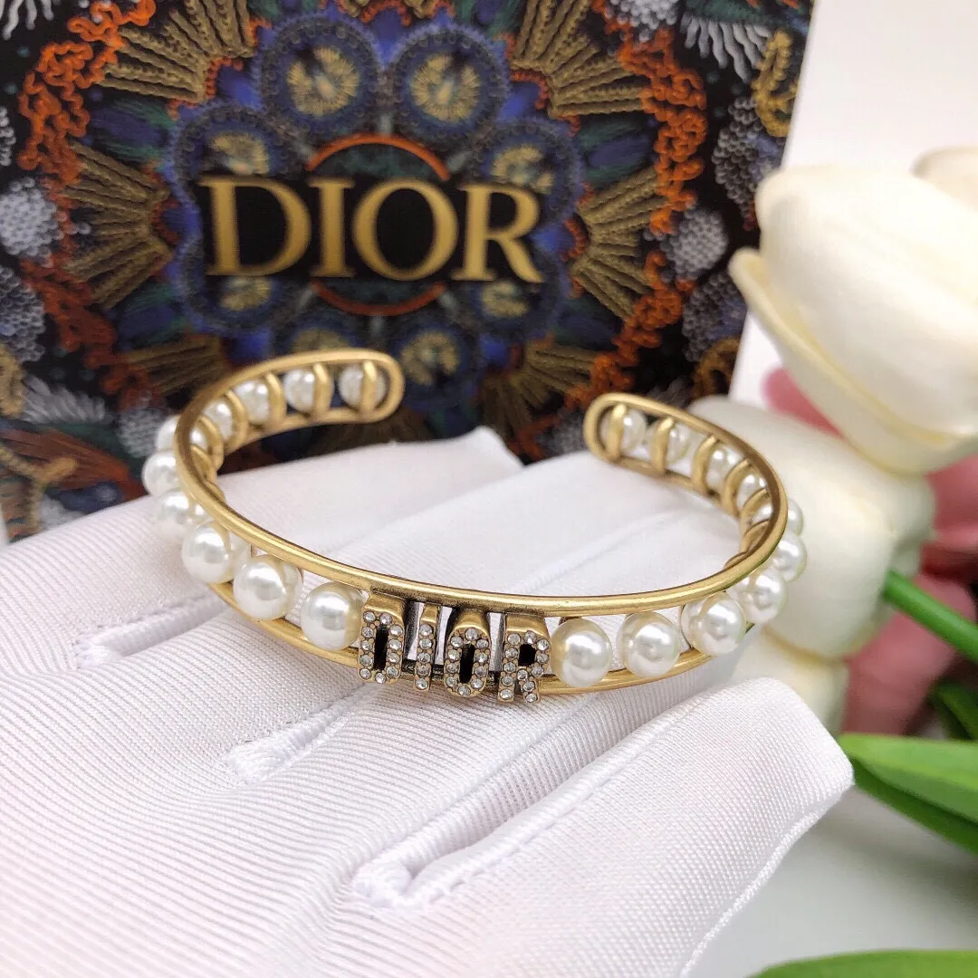 【DIOR】ブレスレット、ファッションシンプルなスタイル