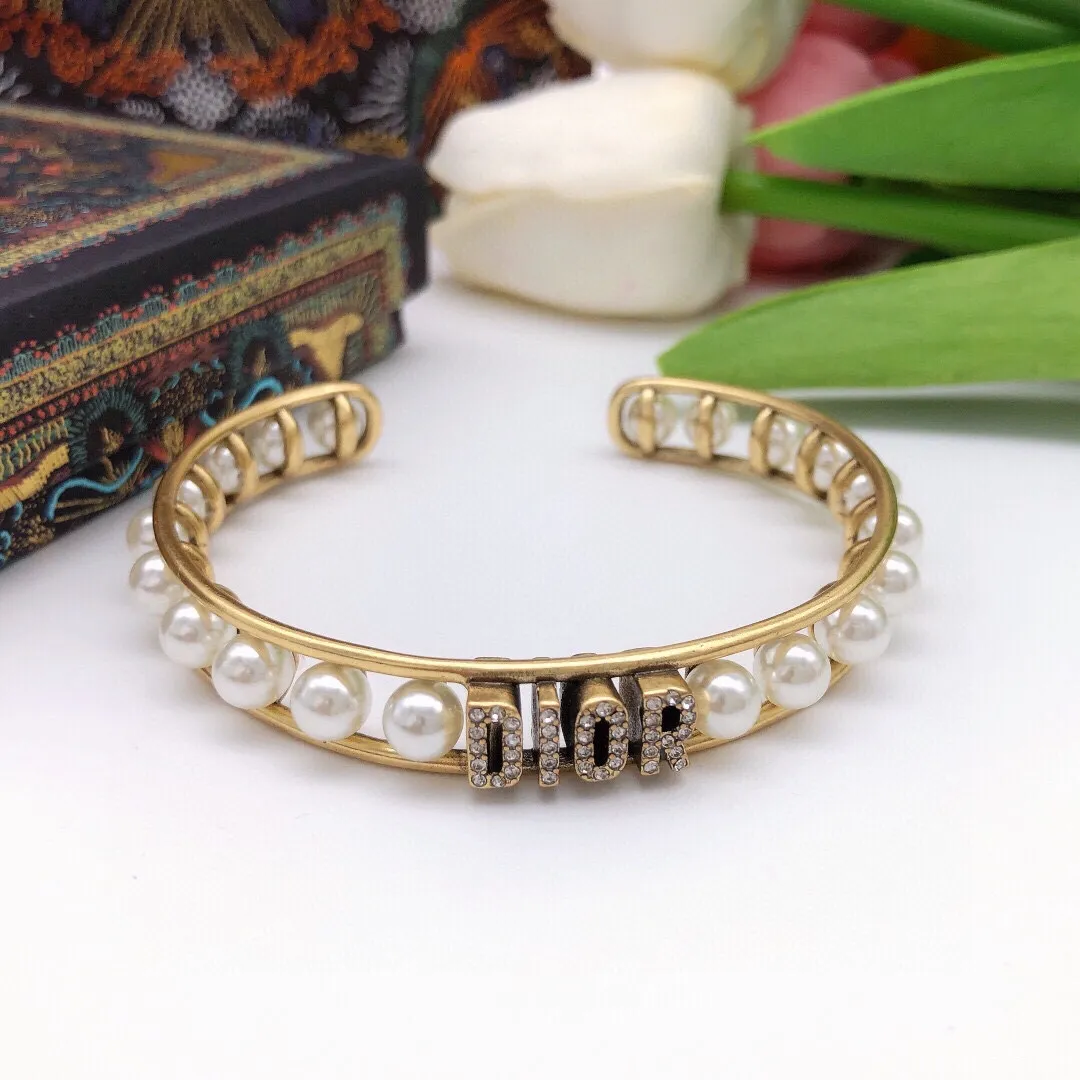 【DIOR】ブレスレット、ファッションシンプルなスタイル