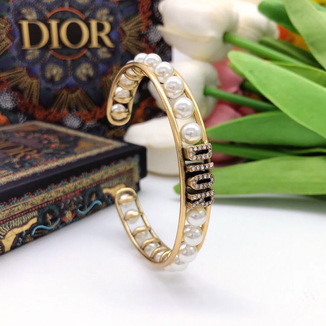 【DIOR】ブレスレット、ファッションシンプルなスタイル