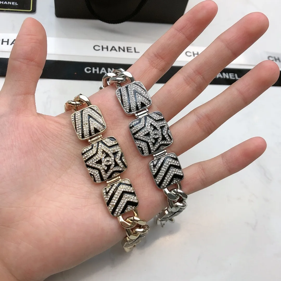【CHANEL】ブレスレット、ファッションシンプルなスタイル 240728
