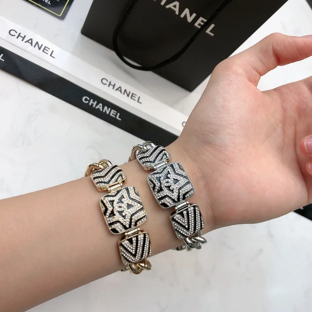 【CHANEL】ブレスレット、ファッションシンプルなスタイル 240728