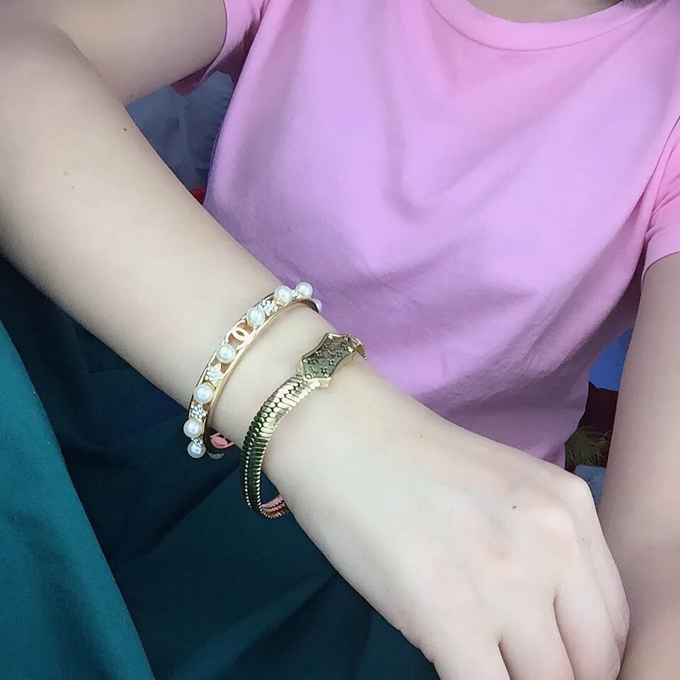 【CHANEL】ブレスレット、ファッションシンプルなスタイル