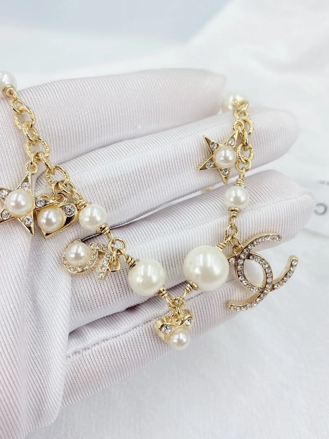 【CHANEL】ブレスレット、ファッションシンプルなスタイル