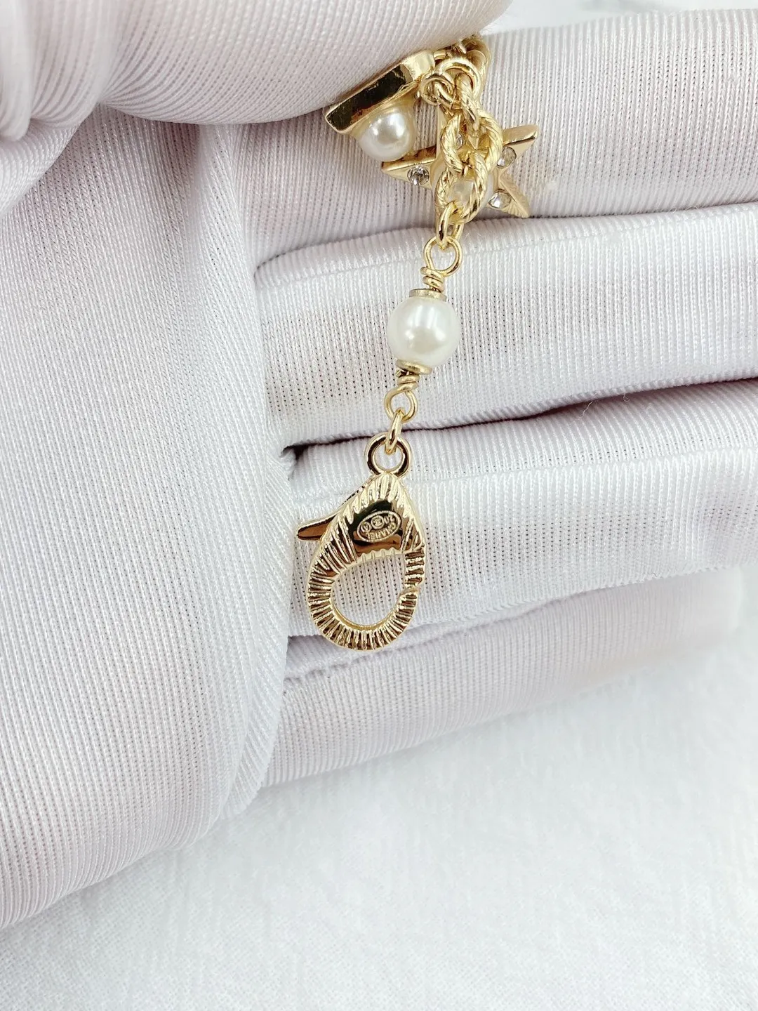 【CHANEL】ブレスレット、ファッションシンプルなスタイル