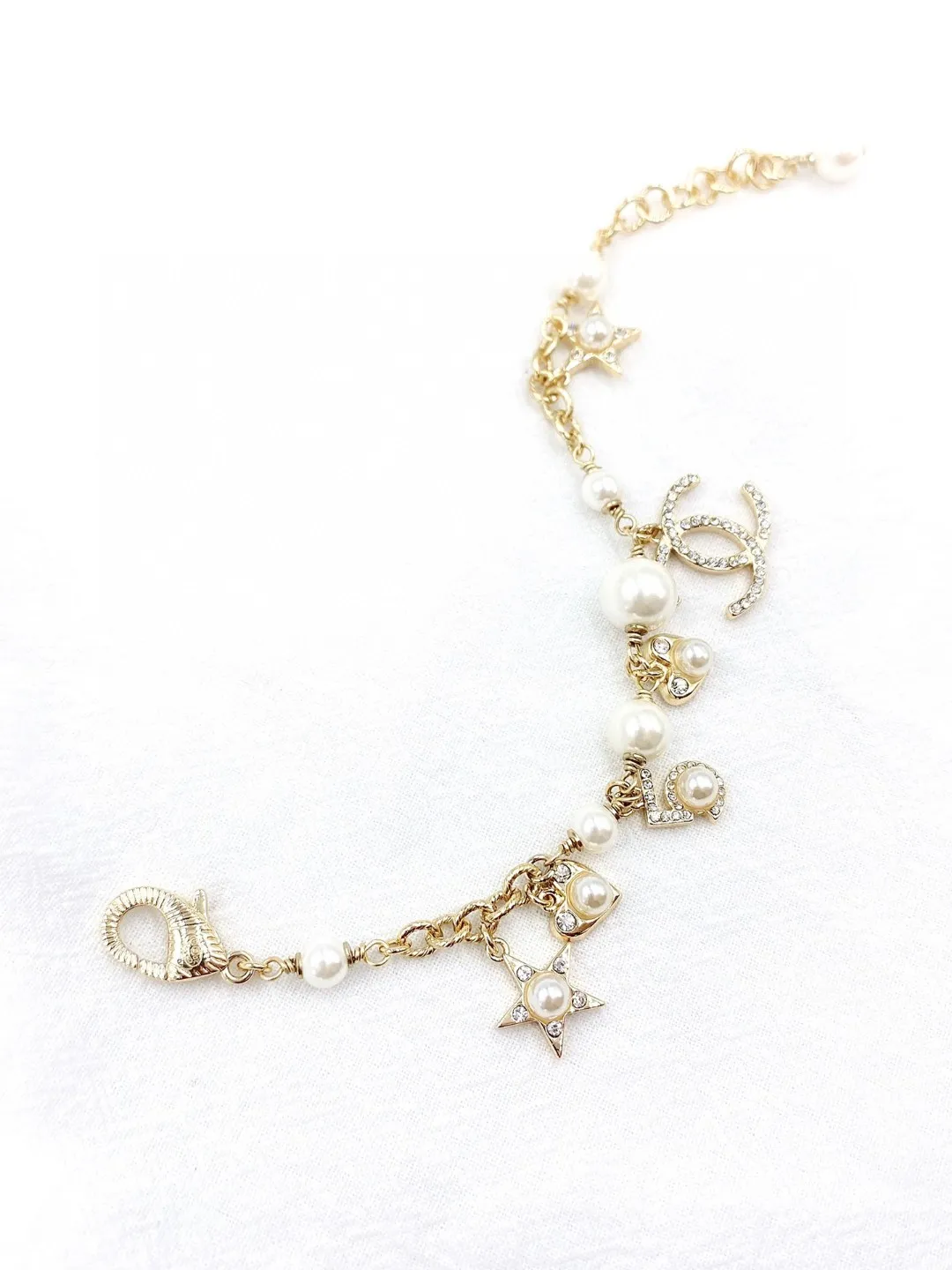 【CHANEL】ブレスレット、ファッションシンプルなスタイル
