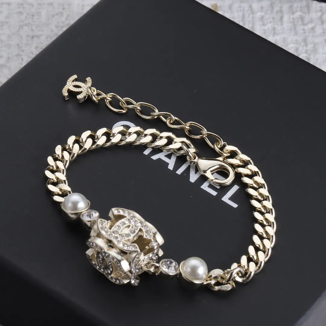 【CHANEL】ブレスレット、ファッションシンプルなスタイル