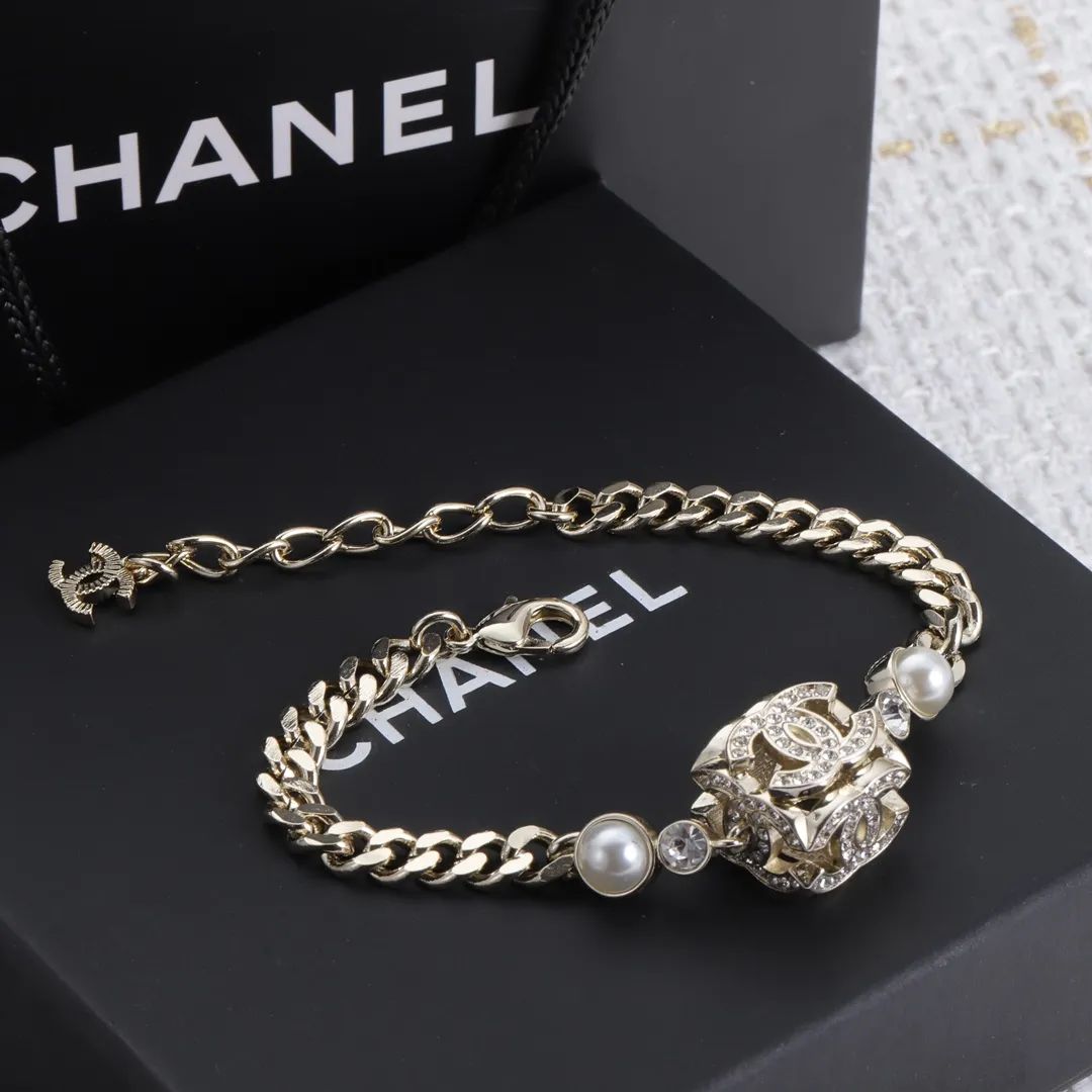 【CHANEL】ブレスレット、ファッションシンプルなスタイル