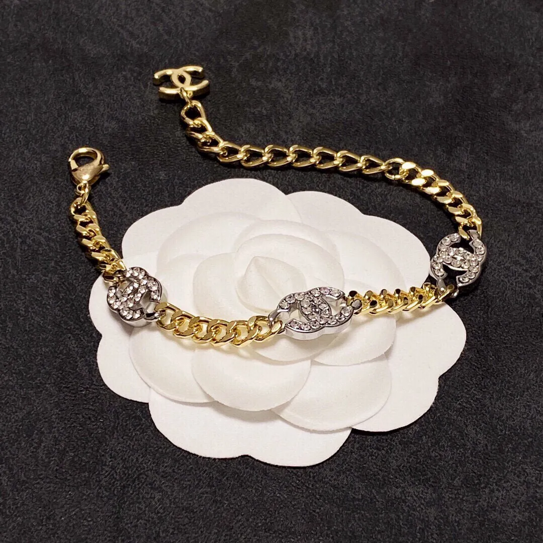 【CHANEL】 ブレスレット、ファッションシンプルなスタイル