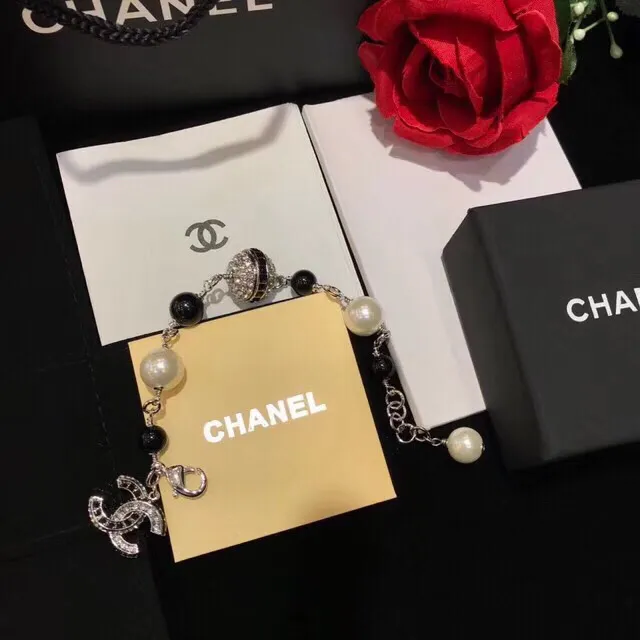 【CHANEL】ブレスレット、ファッションシンプルなスタイル