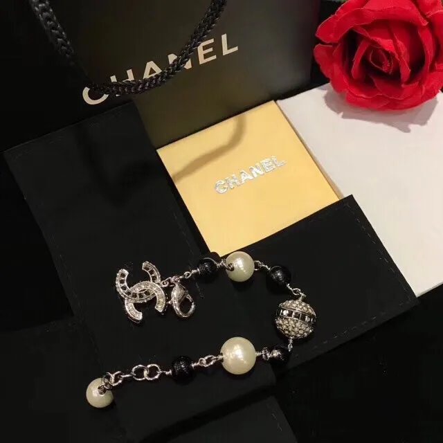 【CHANEL】ブレスレット、ファッションシンプルなスタイル
