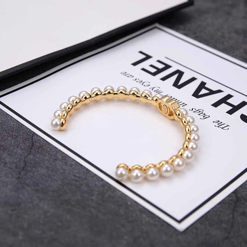 【CHANEL】ブレスレット、ファッションシンプルなスタイル