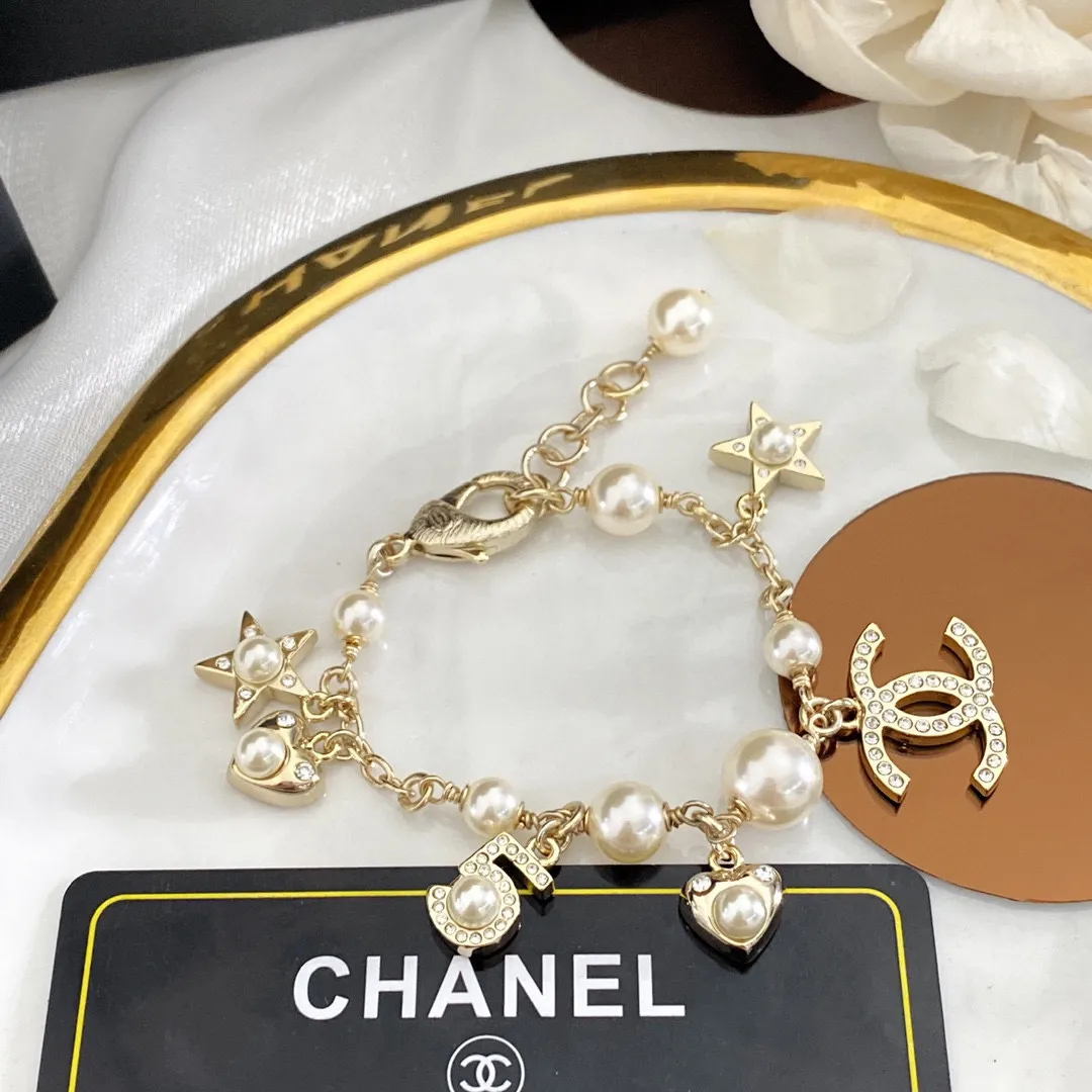 【CHANEL】ブレスレット、ファッションシンプルなスタイル