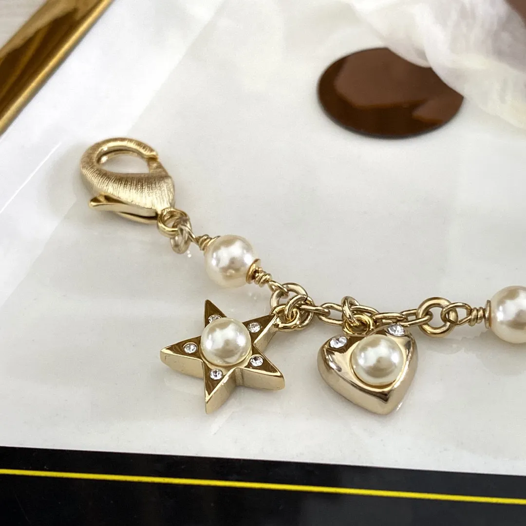 【CHANEL】ブレスレット、ファッションシンプルなスタイル