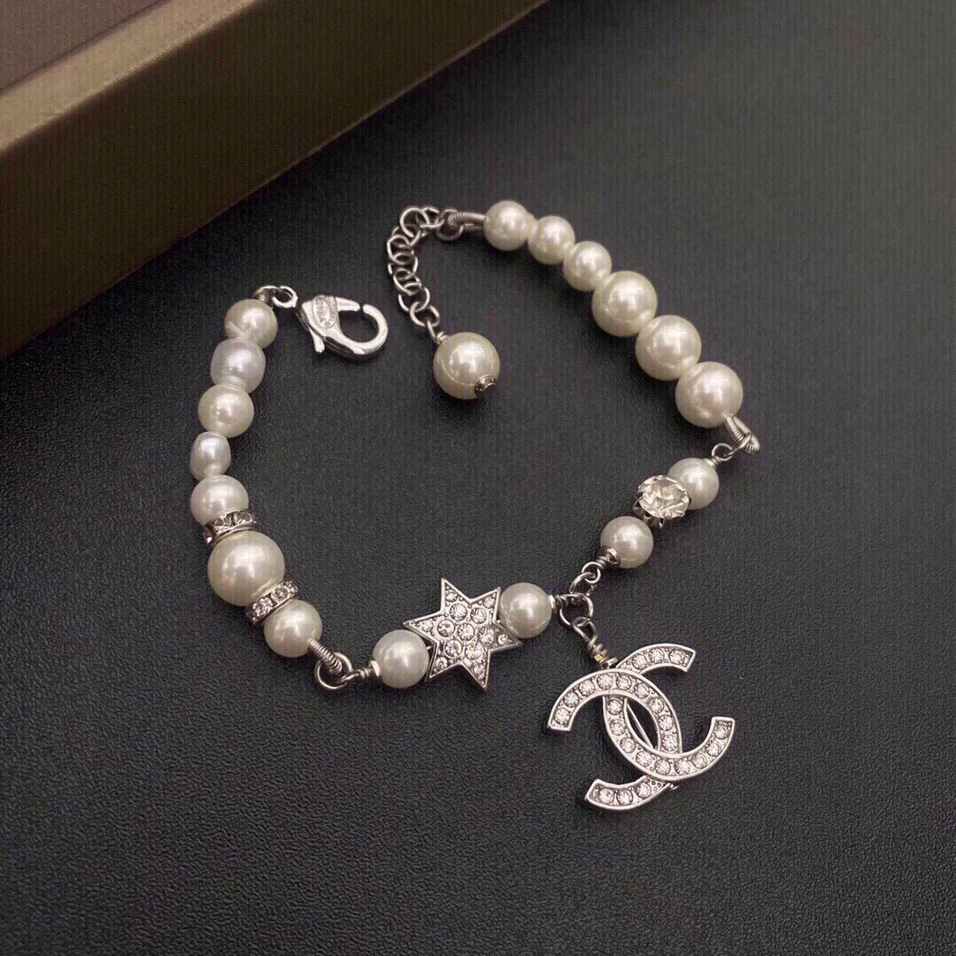 【CHANEL】ブレスレット、ファッションシンプルなスタイル