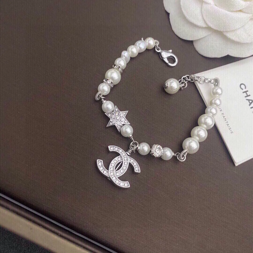 【CHANEL】ブレスレット、ファッションシンプルなスタイル