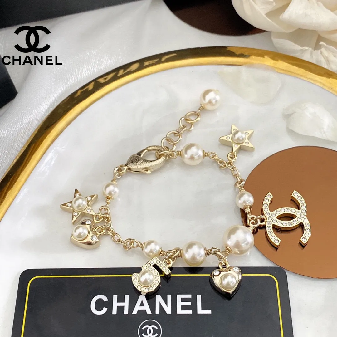 【CHANEL】ブレスレット、ファッションシンプルなスタイル