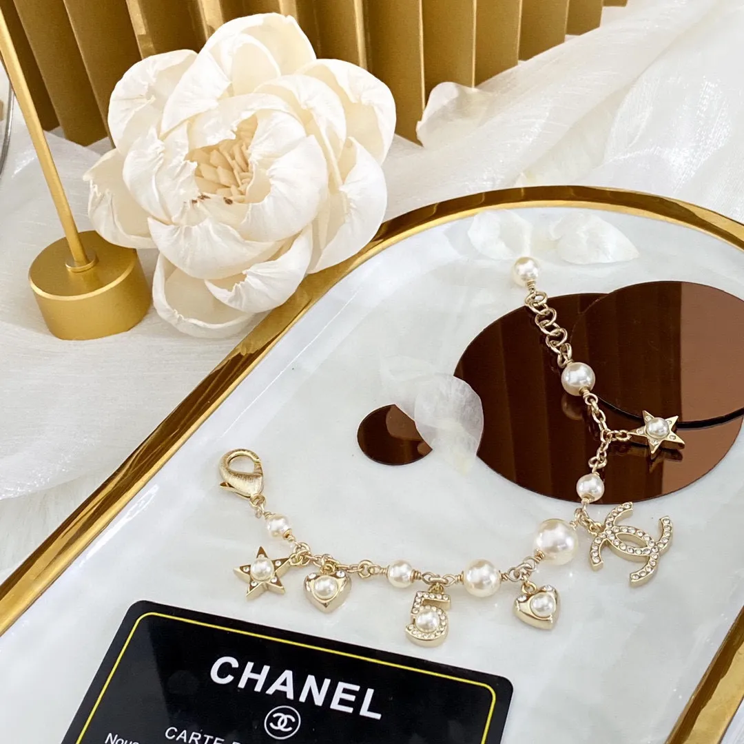 【CHANEL】ブレスレット、ファッションシンプルなスタイル