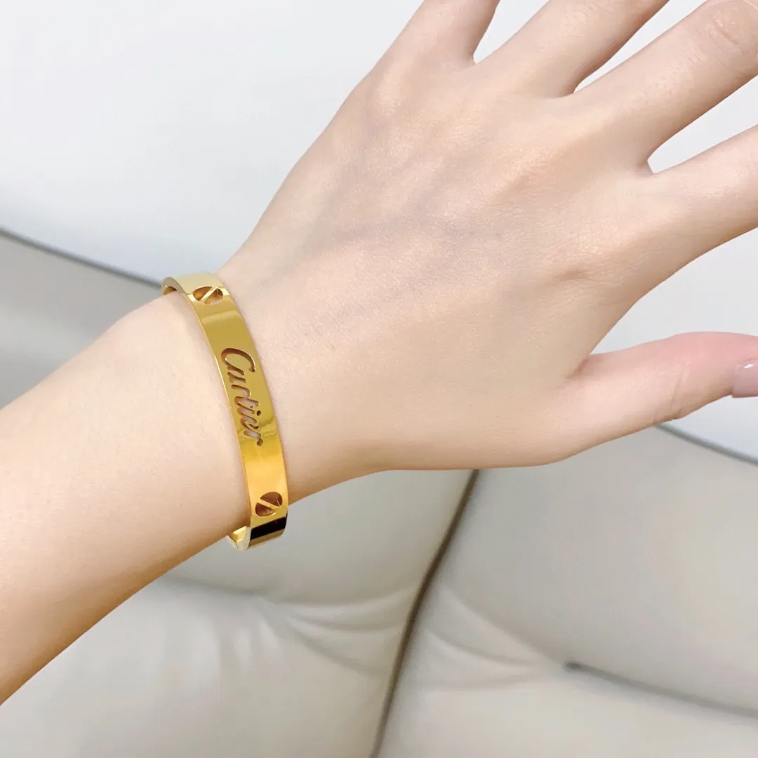【CARTIER】ブレスレット、ファッションシンプルなスタイル