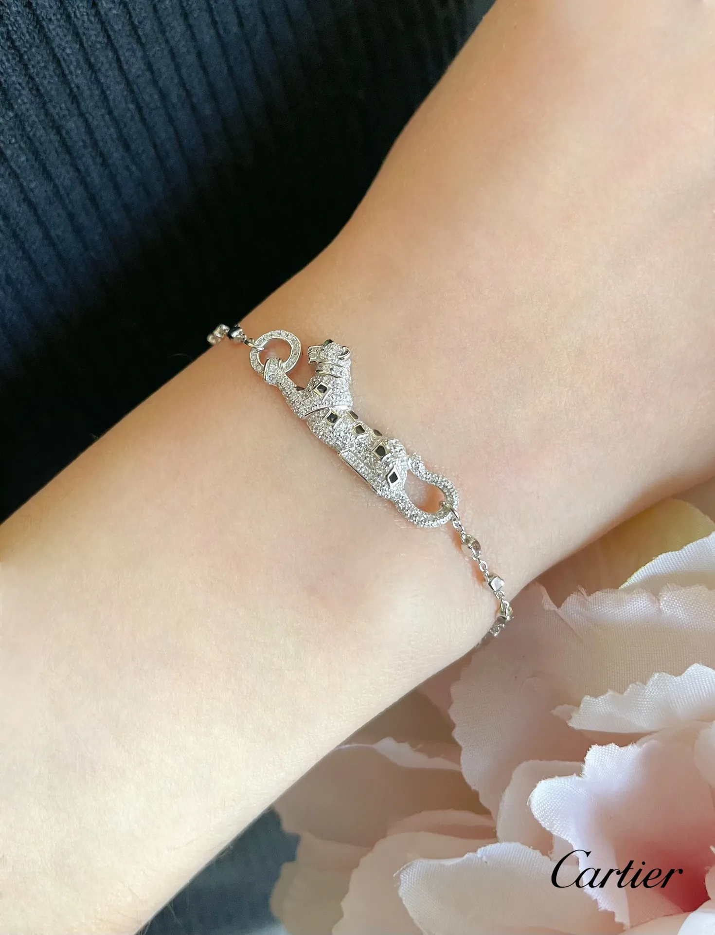 【CARTIER】ブレスレット、ファッションシンプルなスタイル
