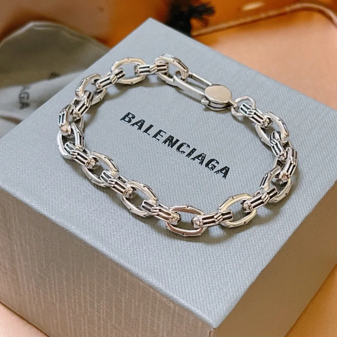 【BALENCIAGA】ブレスレット、ファッションシンプルなスタイル  240814